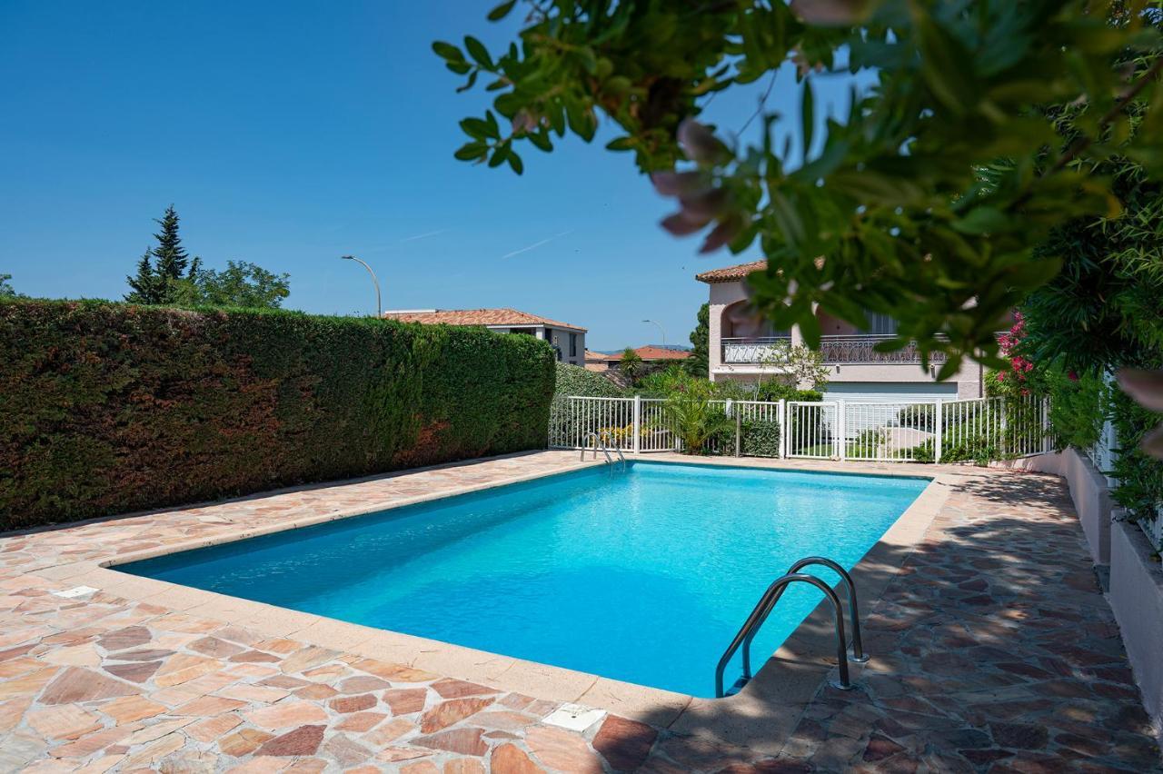 Charmant Studio Saint-Tropez Eksteriør billede